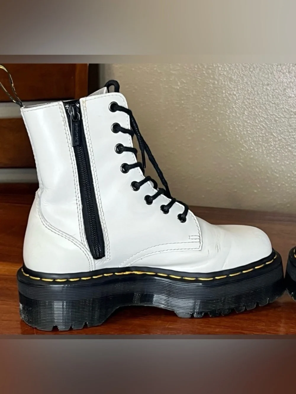 Dr. Doc Martens Jadon Platform Leather Zip Combat Boots Goth Grunge Festival - Picture 11 of 14